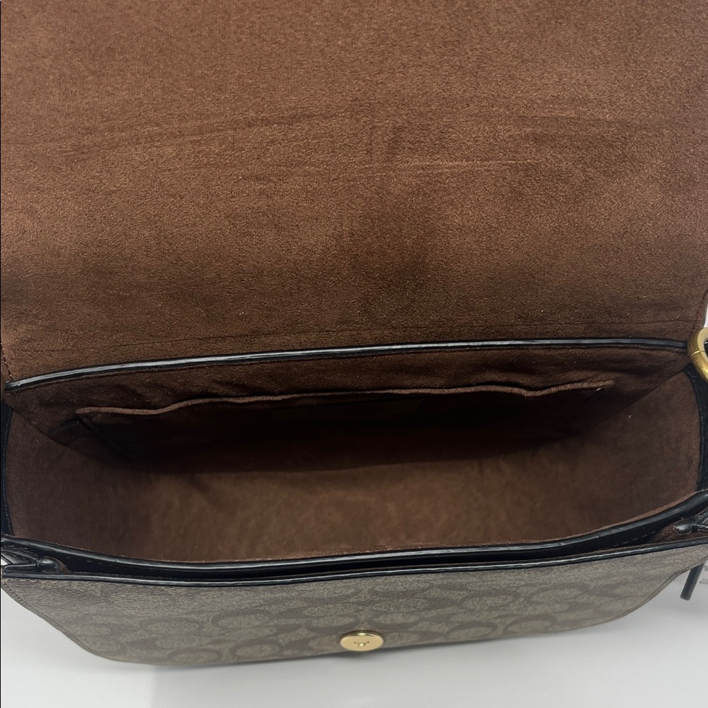 Coach Kleo Shoulder Bag 23 in Signature Canvas & Suede Mix - Picture 9 of 10